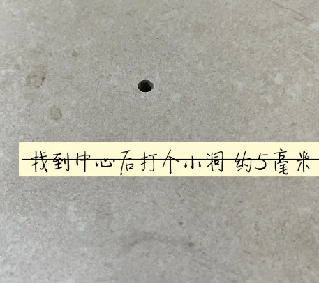 赛罕瓷砖空鼓维修公司专业解答在瓷砖铺贴过程中，如果砂料搅拌不均匀，将会带来以下问题